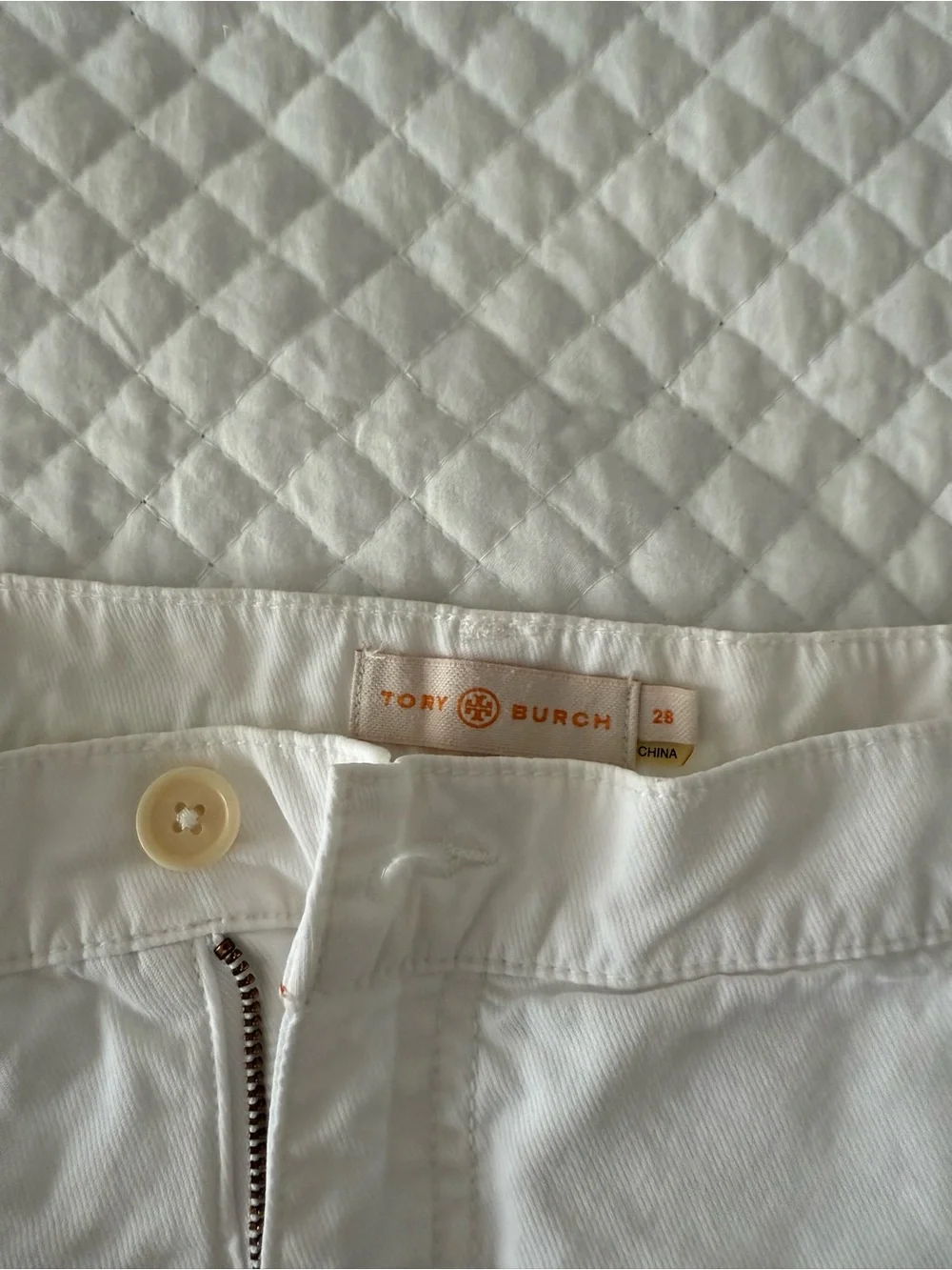 Tory Burch Classic White Women's Cotton Shorts,size 28,used like new
